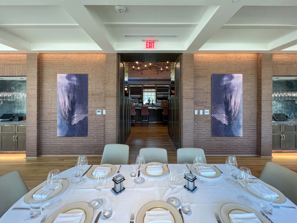 Art consultation for restaurants